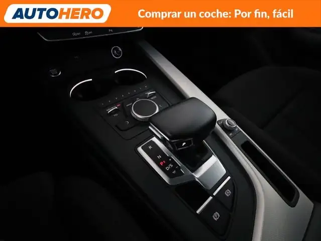 Audi A4 view 26