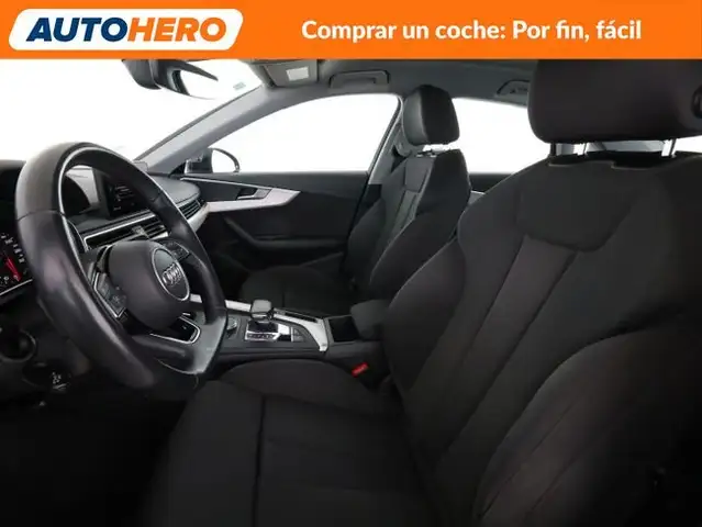 Audi A4 view 11