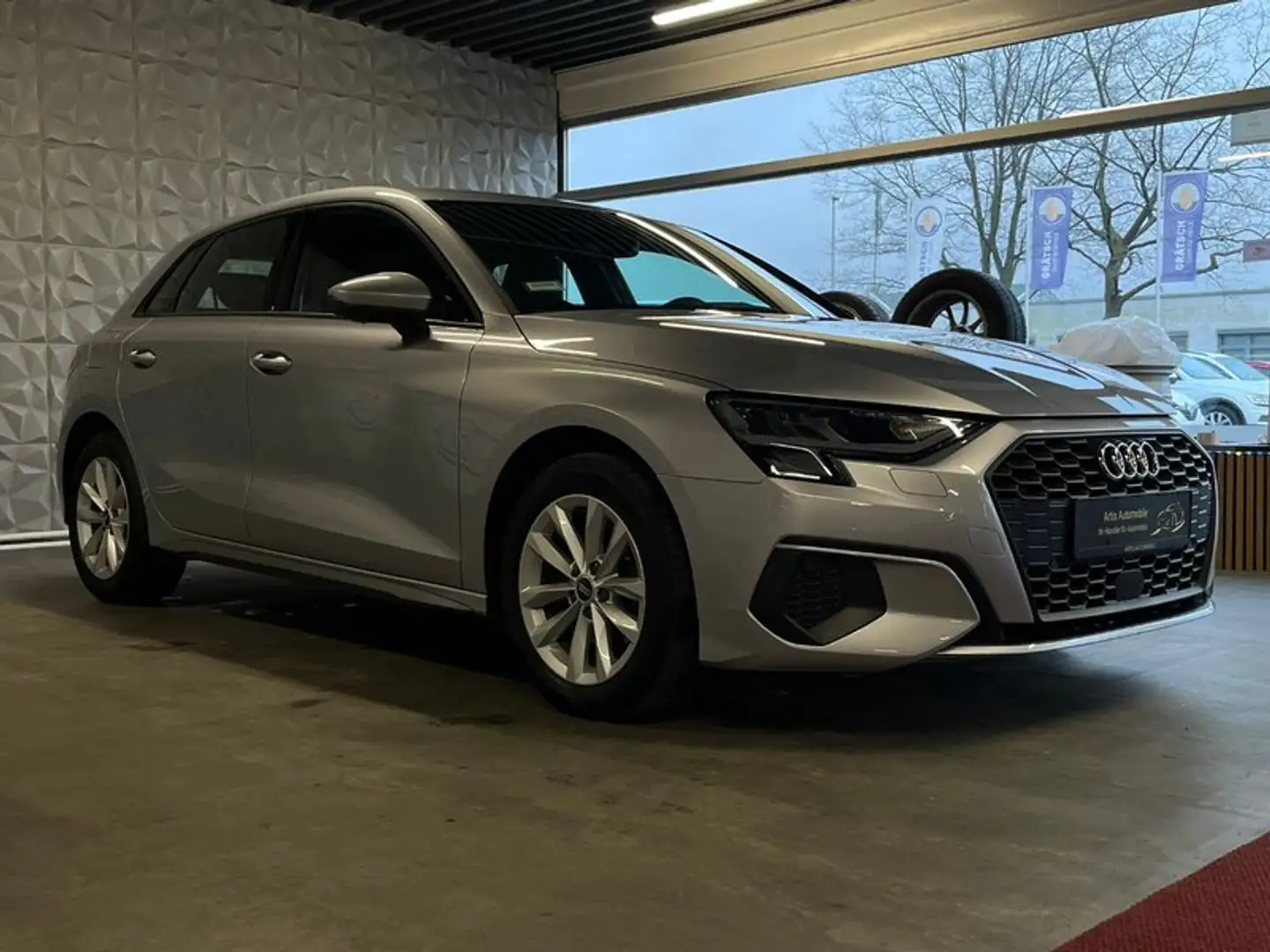 Audi A3 Sportback 35TFSI*VRT-COCKPIT*CARPLAY-NAVI* Silber - 2
