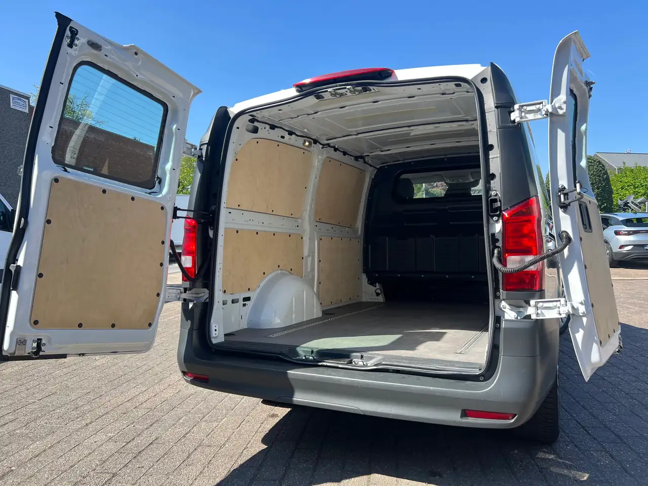 Mercedes-Benz Vito 116 L2 RWD AUTO (30.500€ex.) — foto 6