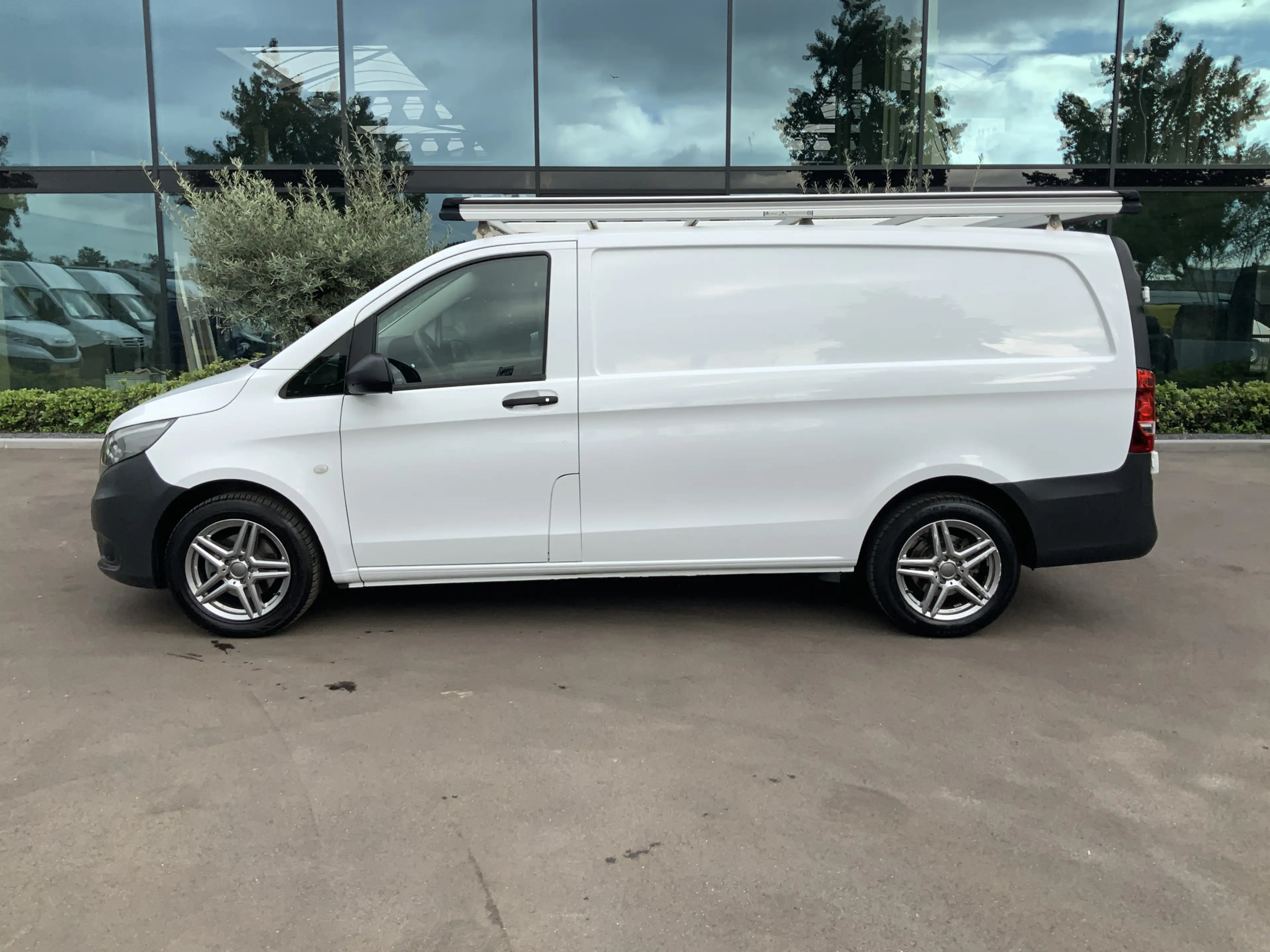 Mercedes-Benz Vito 111 CDI Functional Lang Airco 3 Zits Navi Imperiaa — photo 3