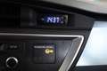 Toyota Auris 1.8 Hybrid Aspiration CAMERA TREKHAAK-AFN DEALERON Schwarz - thumbnail 23