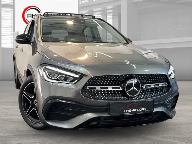 Mercedes-Benz GLA 220 Mercedes Benz GLA 220 d/LED/NIGHT/AMG Line/TOD/