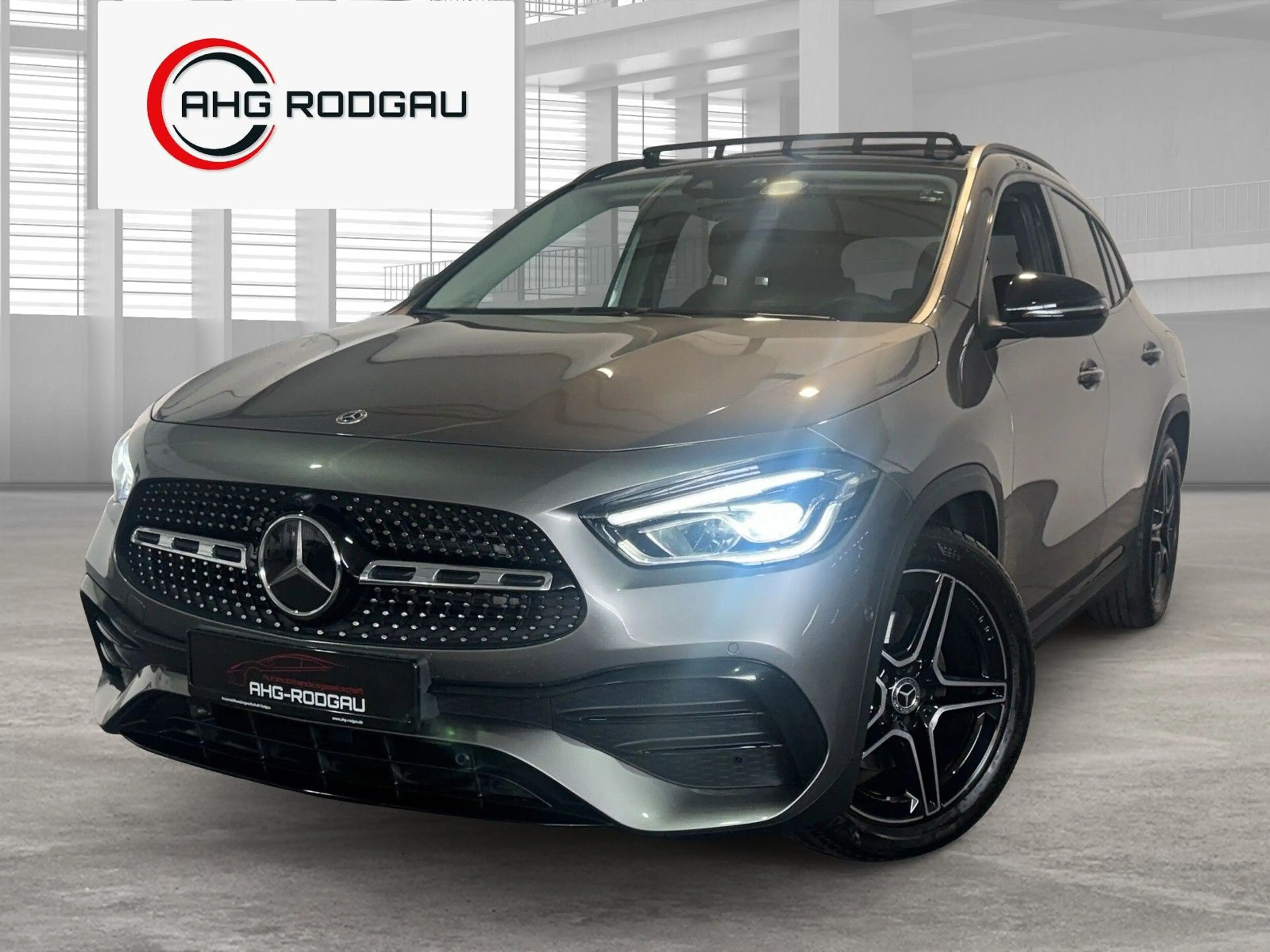 Mercedes-Benz GLA 220 Mercedes-Benz GLA 220 d/LED/NIGHT/AMG-Line/TOD/ — photo 2