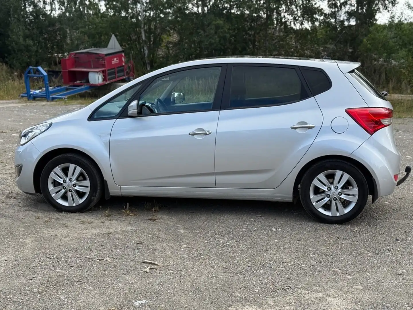 Hyundai iX20 iX20 1.6i AUTOMAT//LAV //NY EU Zilver - 2