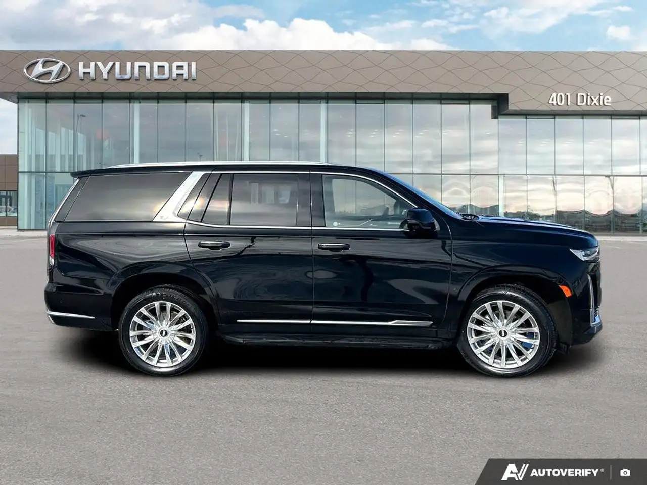 Cadillac Escalade снимка Cadillac Escalade
