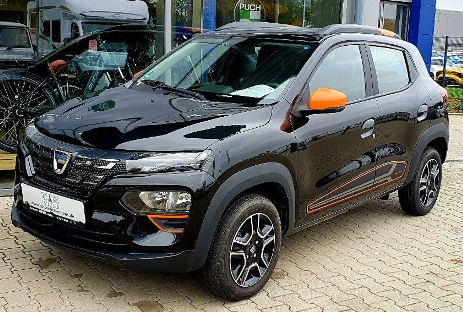 Dacia Spring Electric Comfort Plus 33kW 1. Hand Klima Schwarz - 1