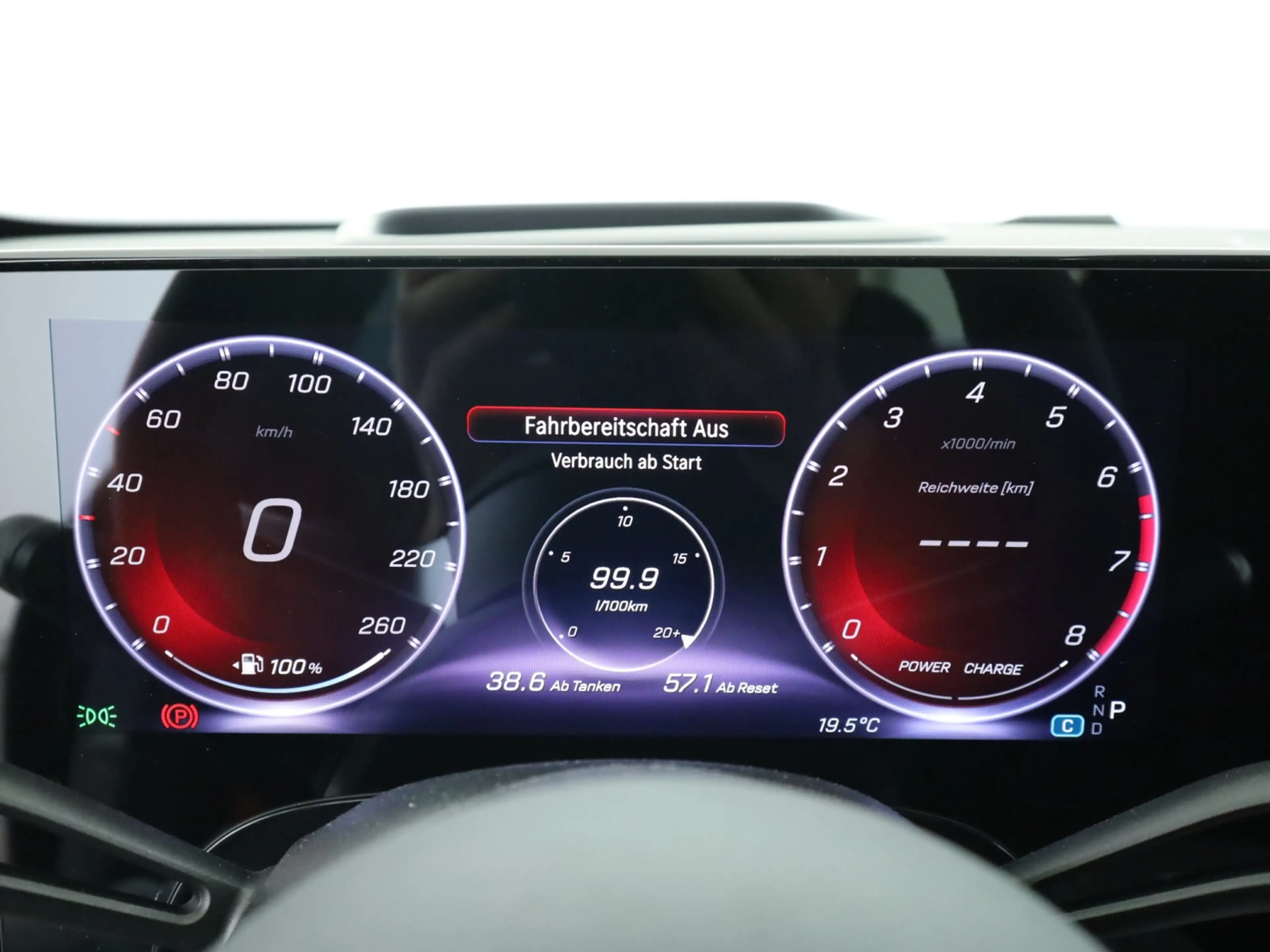Mercedes-Benz CLA 220 4MATIC AHK AUT Fernlichtass. HUD Keramik — photo 12