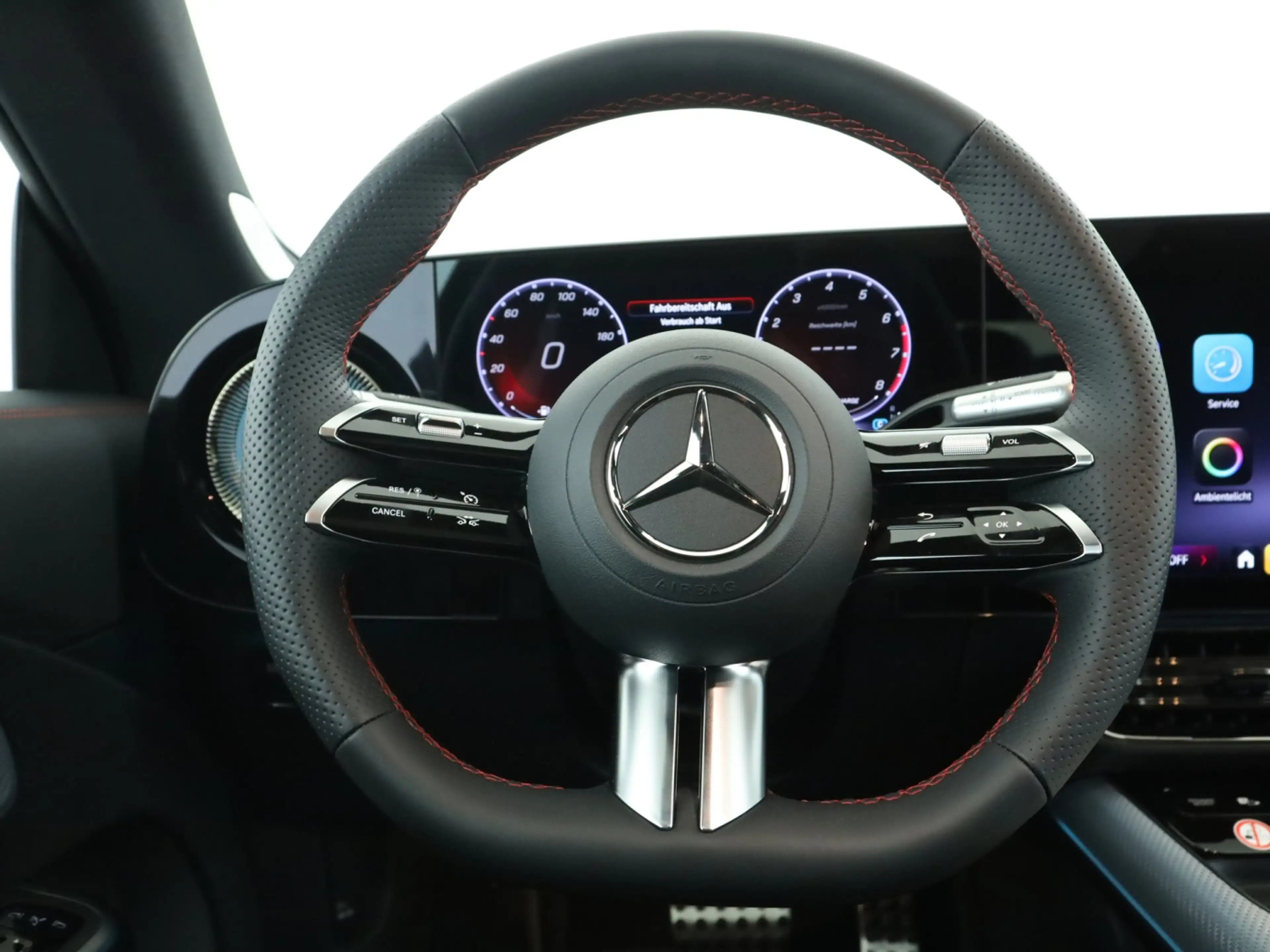 Mercedes-Benz CLA 220 4MATIC AHK AUT Fernlichtass. HUD Keramik — photo 11