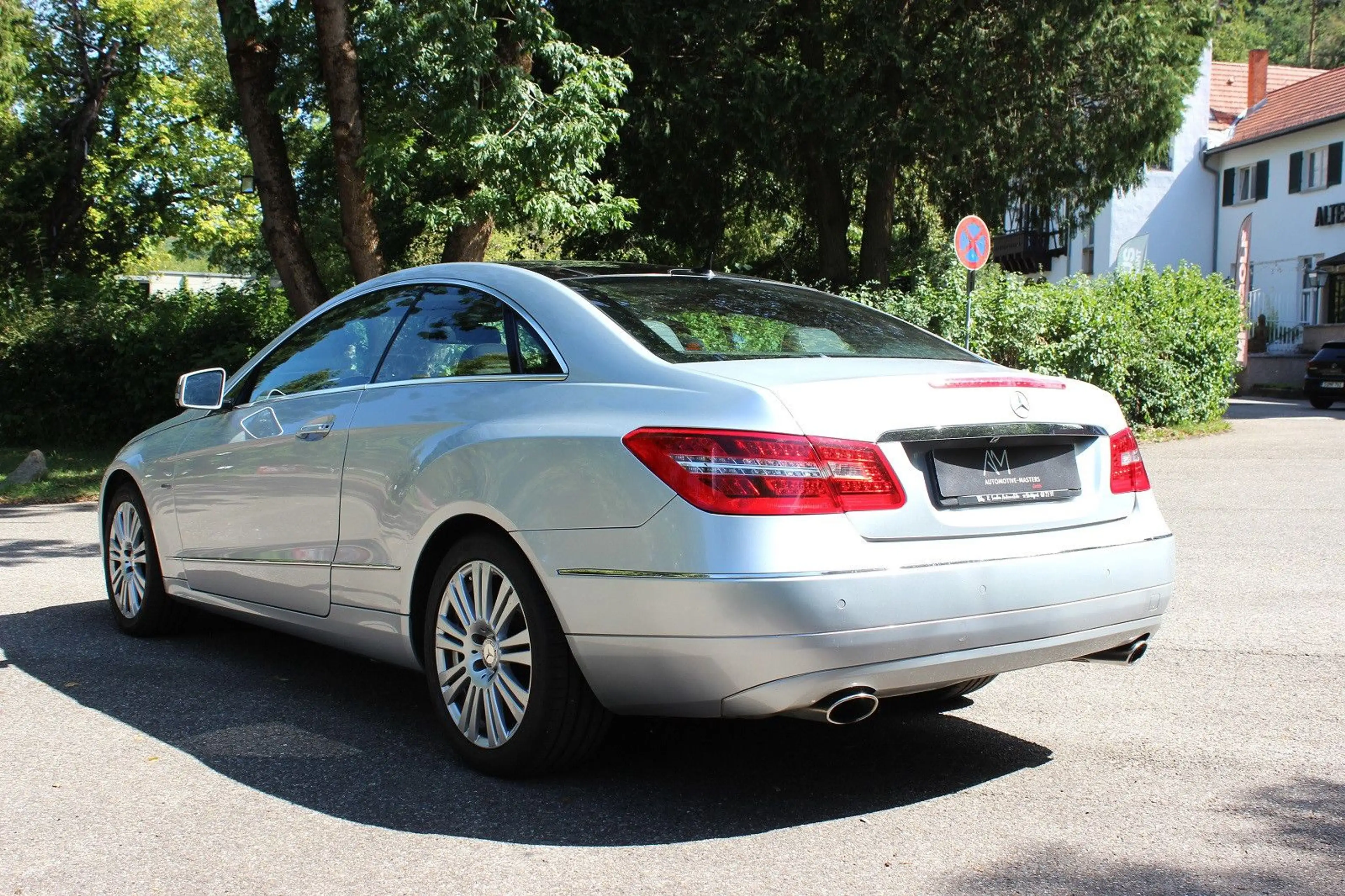 Mercedes-Benz E 350 Coupe BlueEfficiency | Pano | Leder | 2.Hd — photo 3