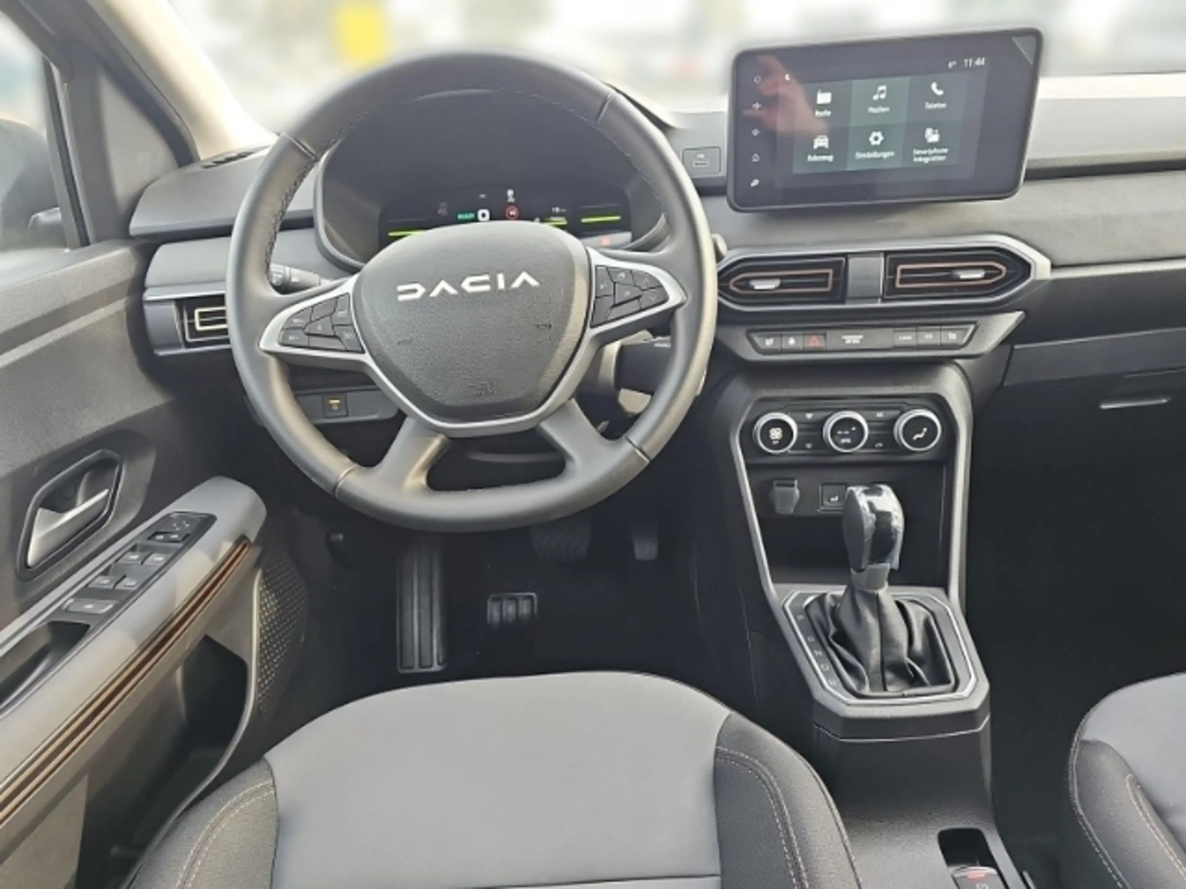 Dacia Jogger Extreme HYBRID 140+Winter-Plus&City-P+SHZ+Spurwech — photo 10
