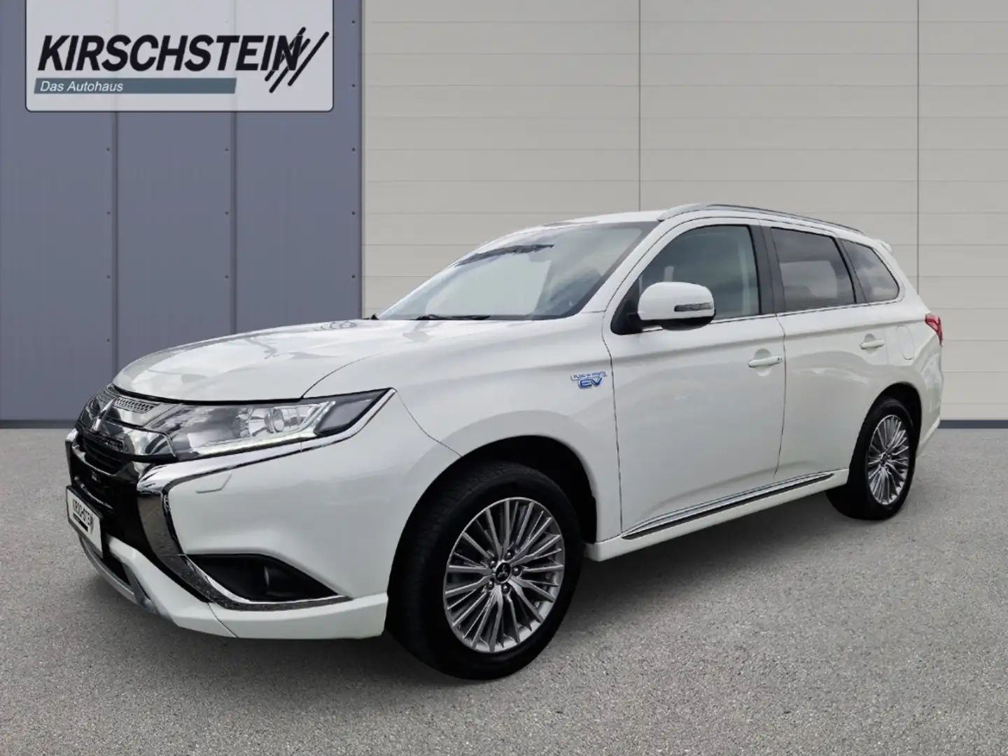 Mitsubishi Outlander Basis 4WD 2.4 Kamera App Wit - 2