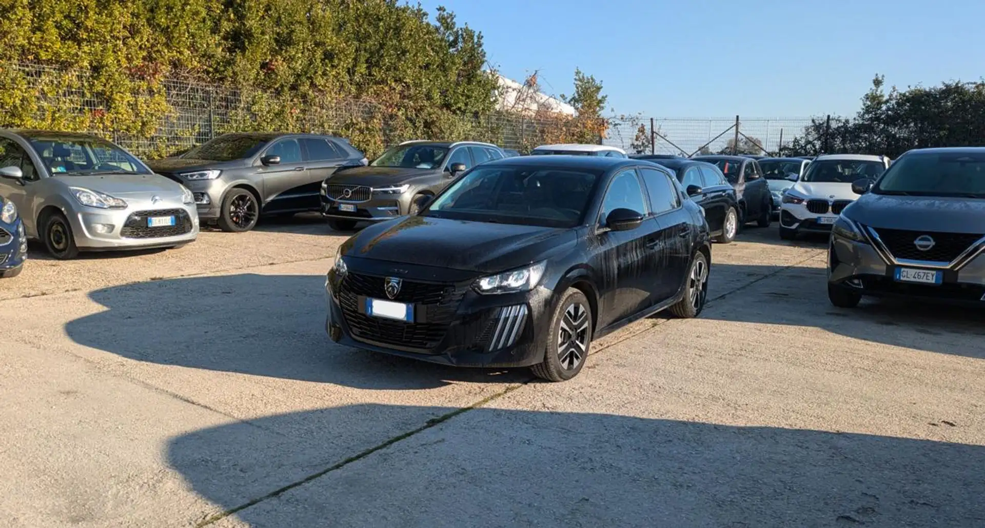 Peugeot 208 HYBRID 1.2cc E-DCS 6 110cv 360 CAM Nero - 1