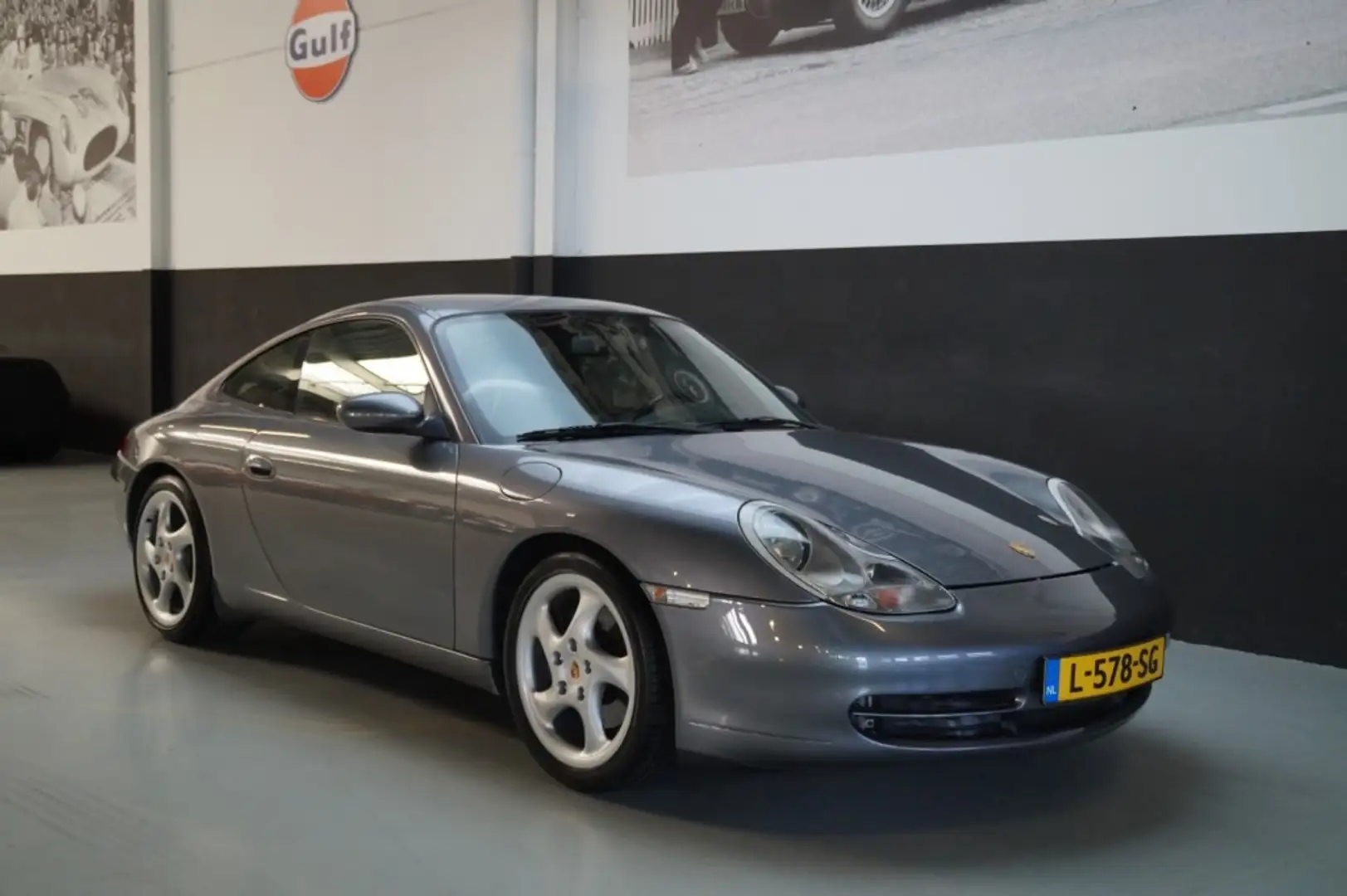 Porsche 996 996 Carrera 2 Manual, New Engine (2001) Šedá - 1