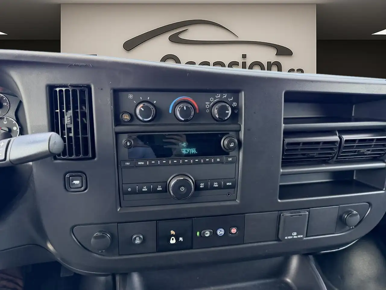 Chevrolet Express 2500 снимка Chevrolet Express 2500