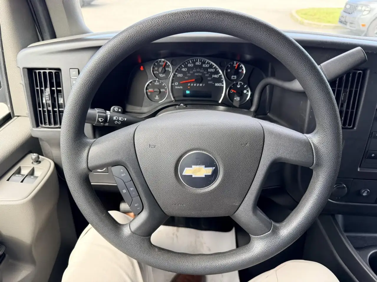 Chevrolet Express 2500 снимка Chevrolet Express 2500
