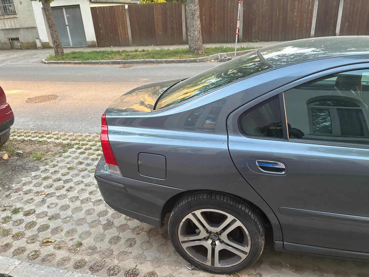 Volvo S60 S60 2,4 Move Aut. Move Grau - 2