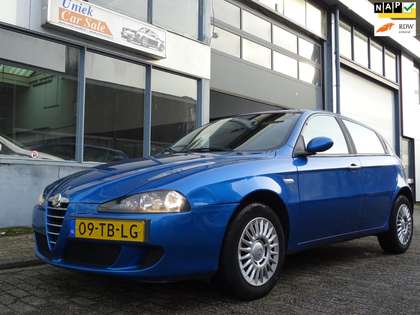 Alfa Romeo 147 Lez de advertentie tekst!!