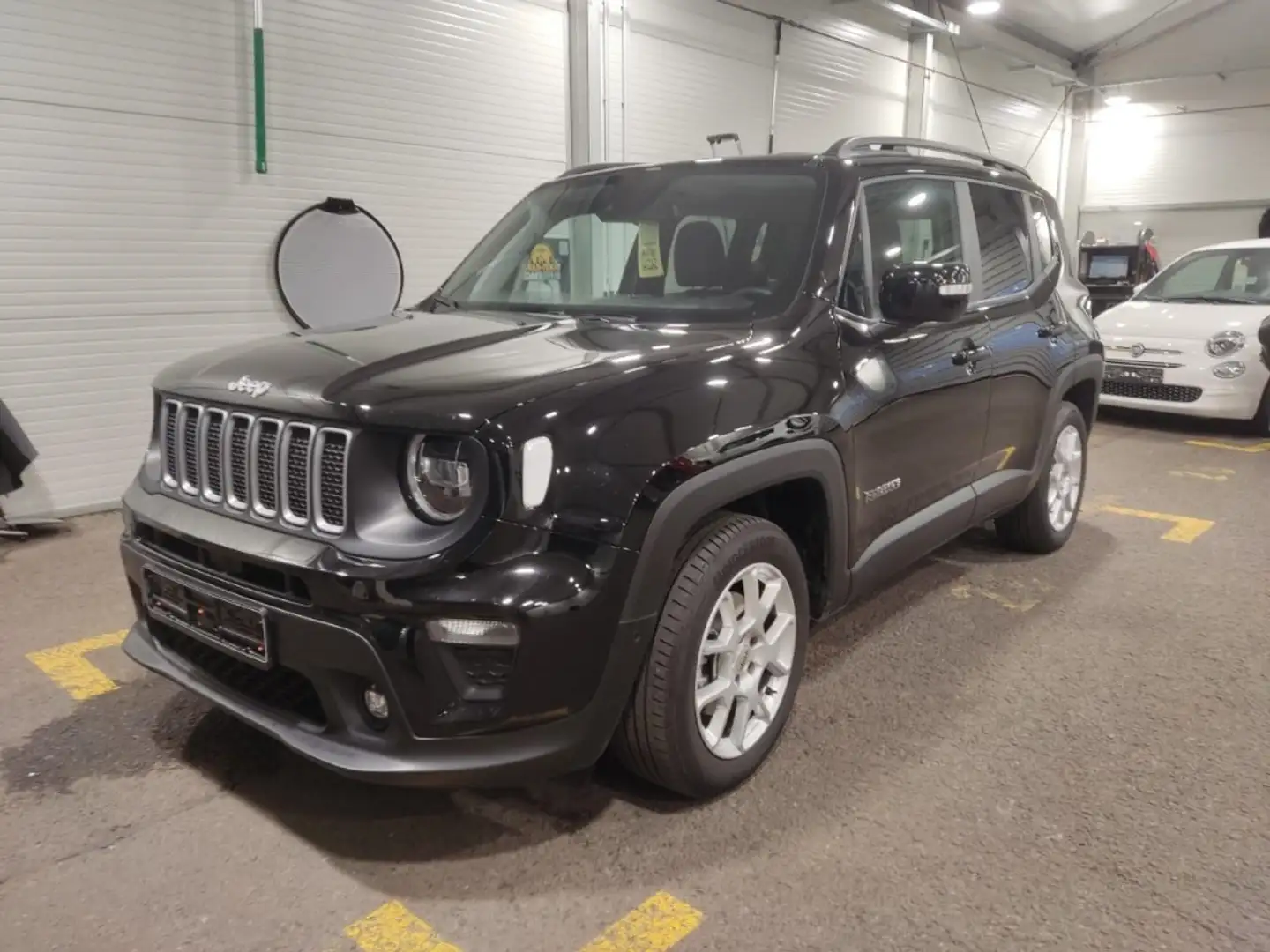 Jeep Renegade Longitude Mild-Hybrid FWD 1.5 Automatik Noir - 2
