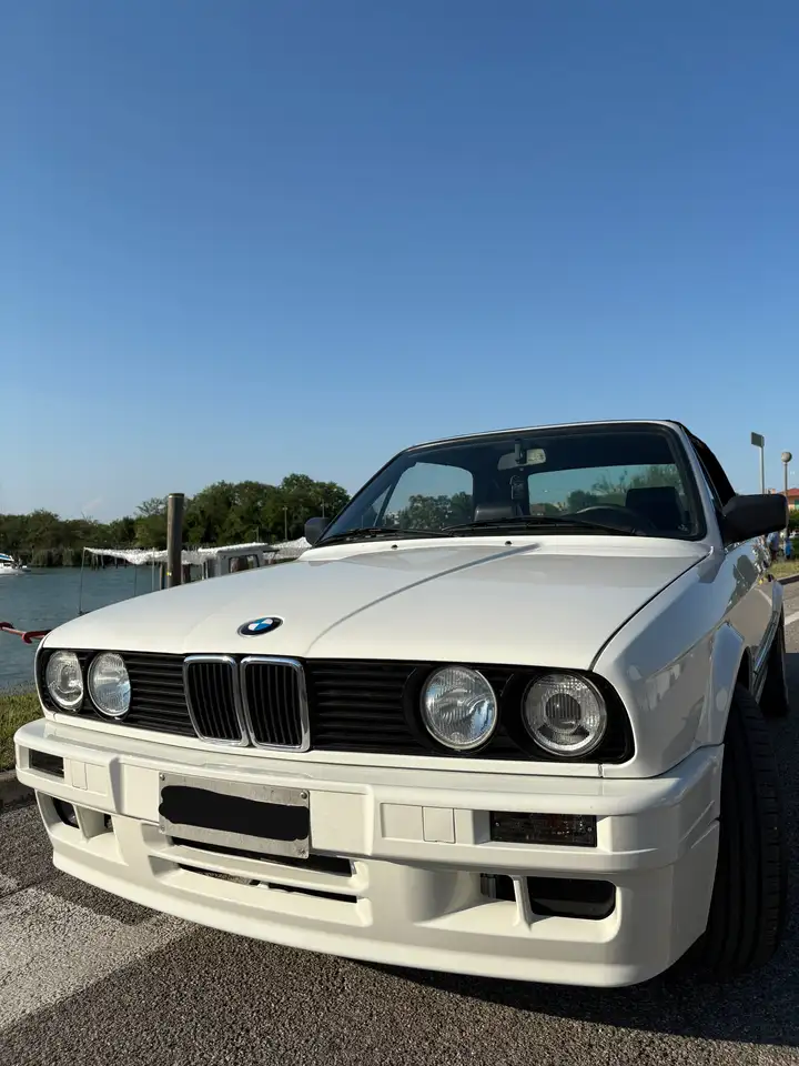 BMW 318 2p, foto 1