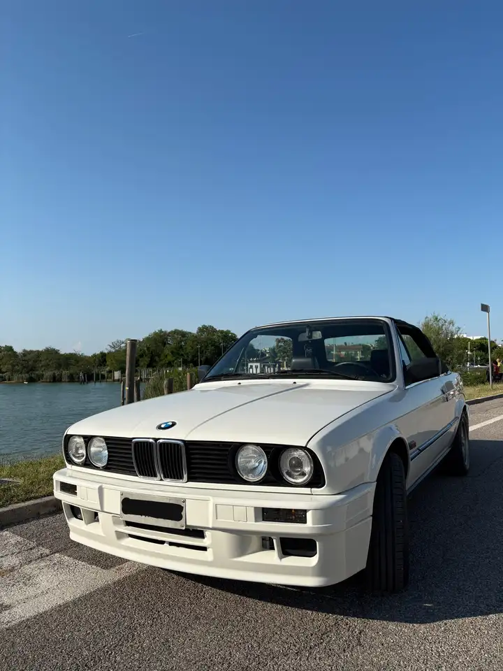 BMW 318 2p, foto 2