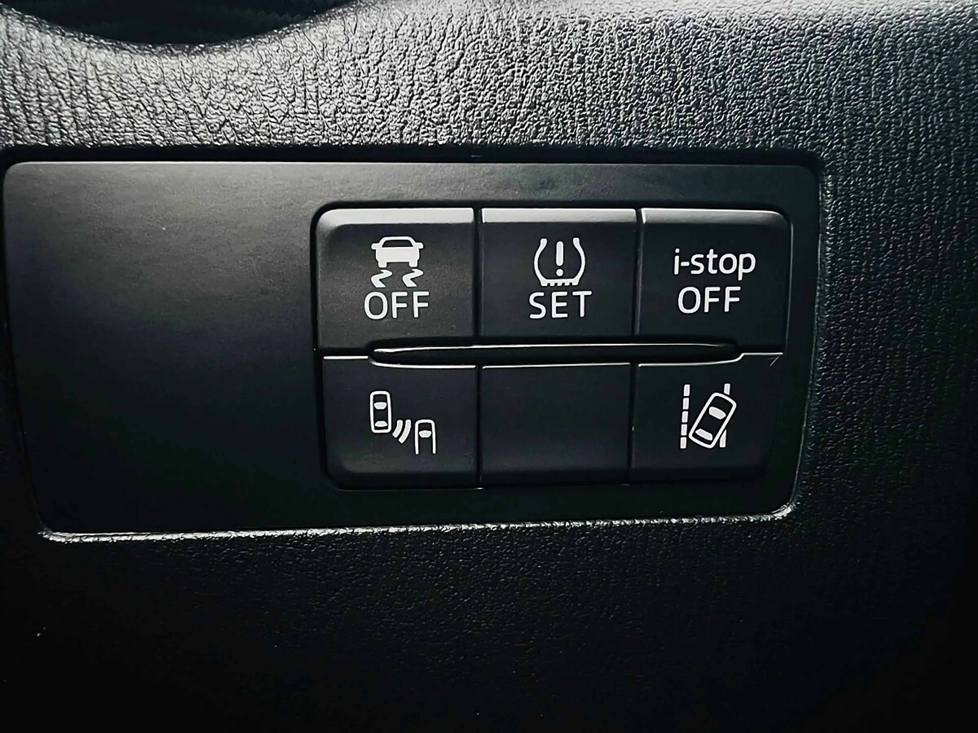Mazda 2 Mazda2 G115 Revolution Top //1.BESITZ//WENIG-KM... — photo 10