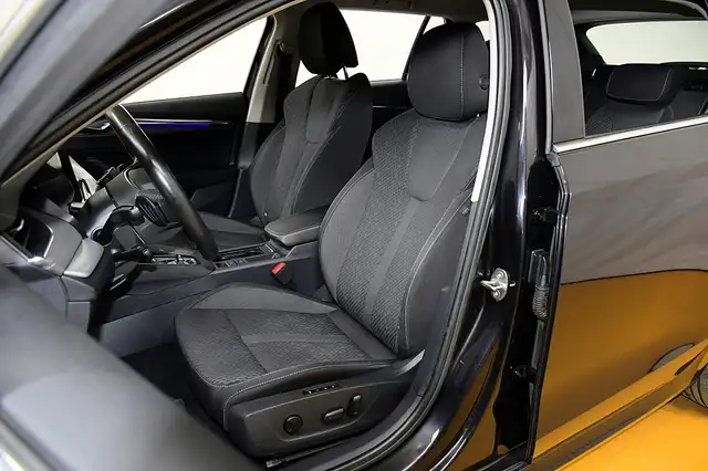 Skoda Octavia view 11
