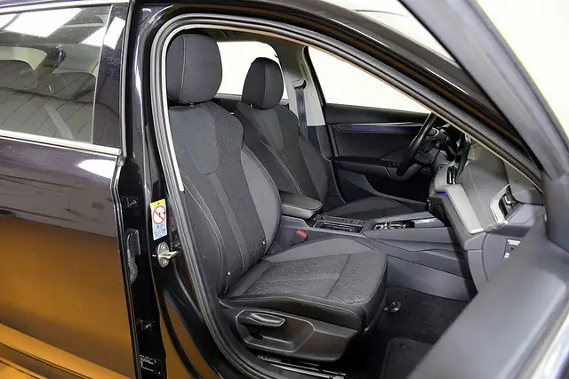 Skoda Octavia view 4