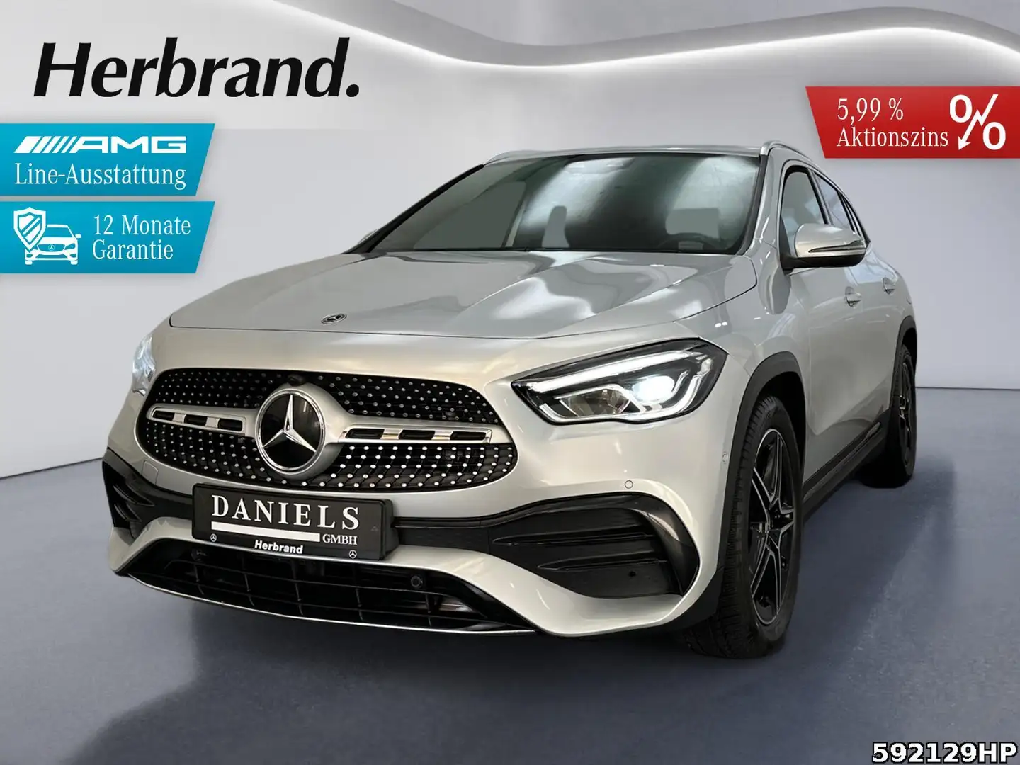 Mercedes-Benz GLA 200 AMG Line Kamera CarPlay Adv. Sound Silber - 1
