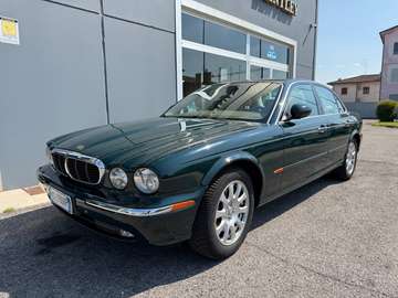 XJ6 3.0 V6