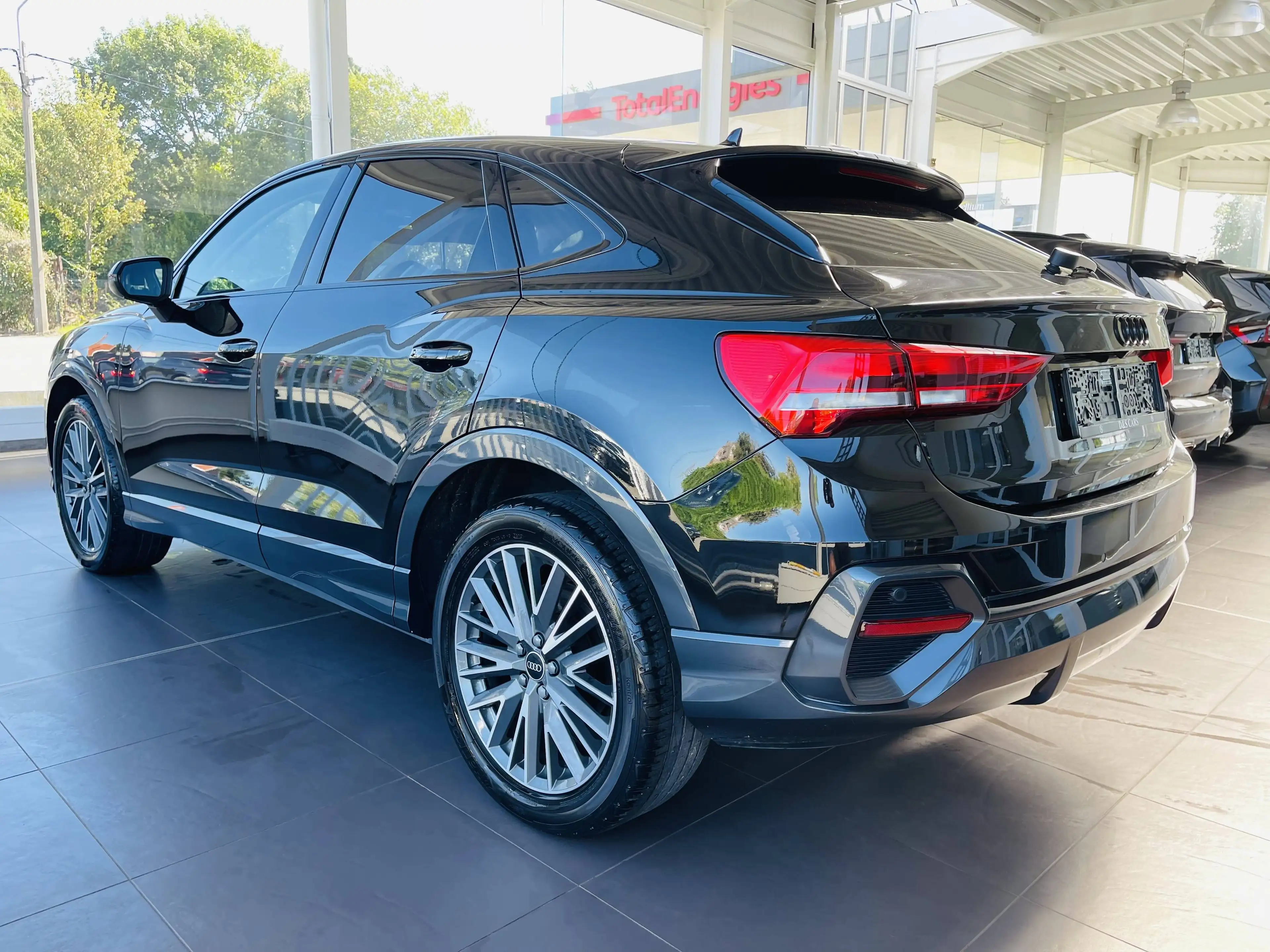 Audi Q3 TDi *** GARANTIE + LED + CUIR + GPS + COCKPIT *** — photo 7