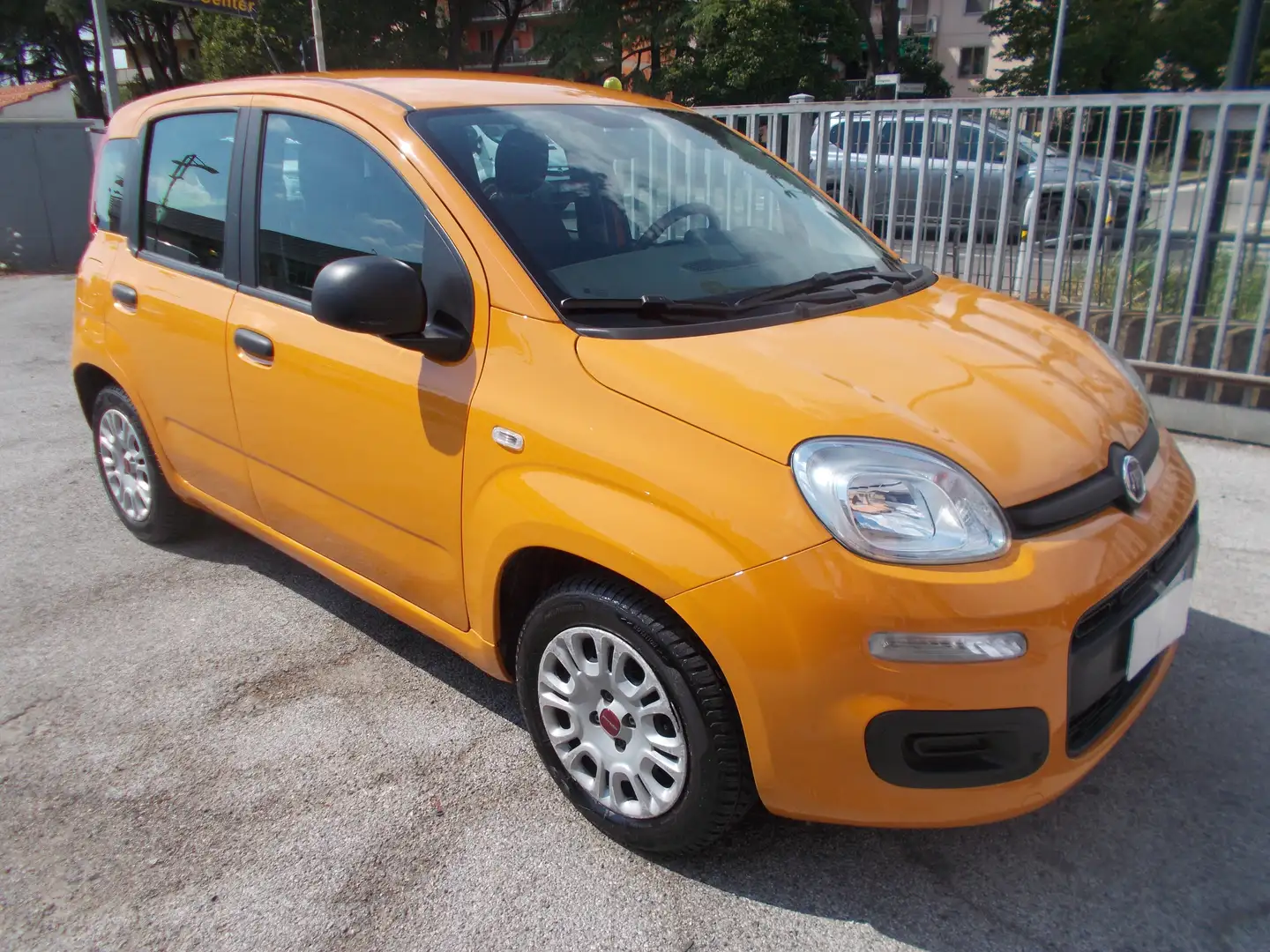 Fiat Panda 1.2 69cv easypower GPL DI SERIE UniProp.(del 1933) Arancione - 1