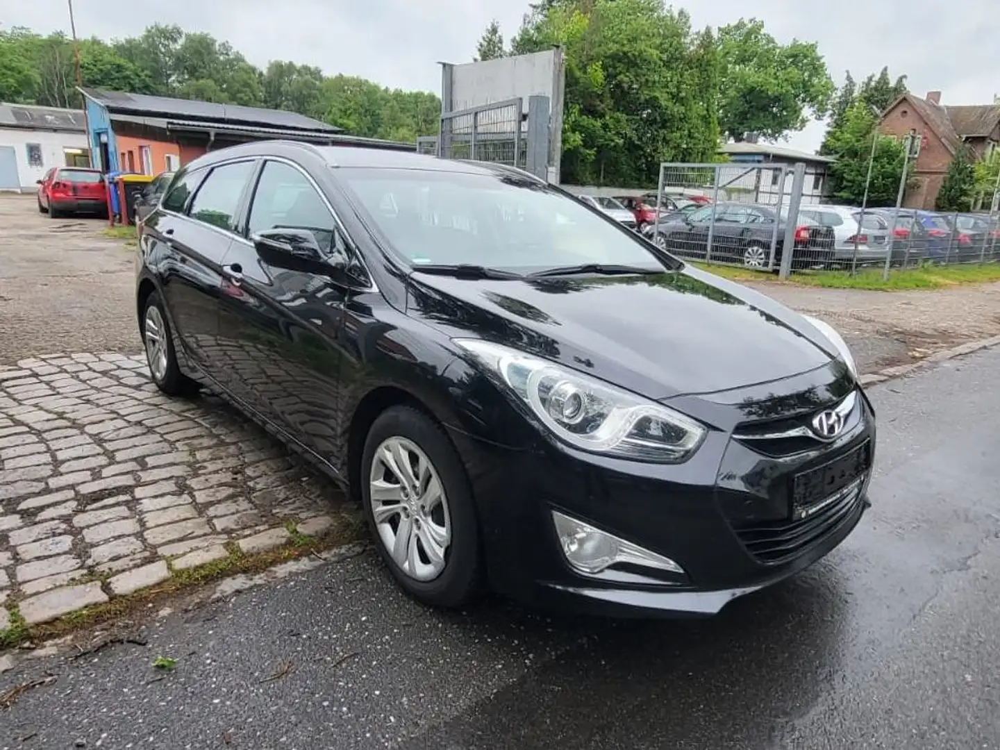 Hyundai i40 5 Star Edition crna - 1