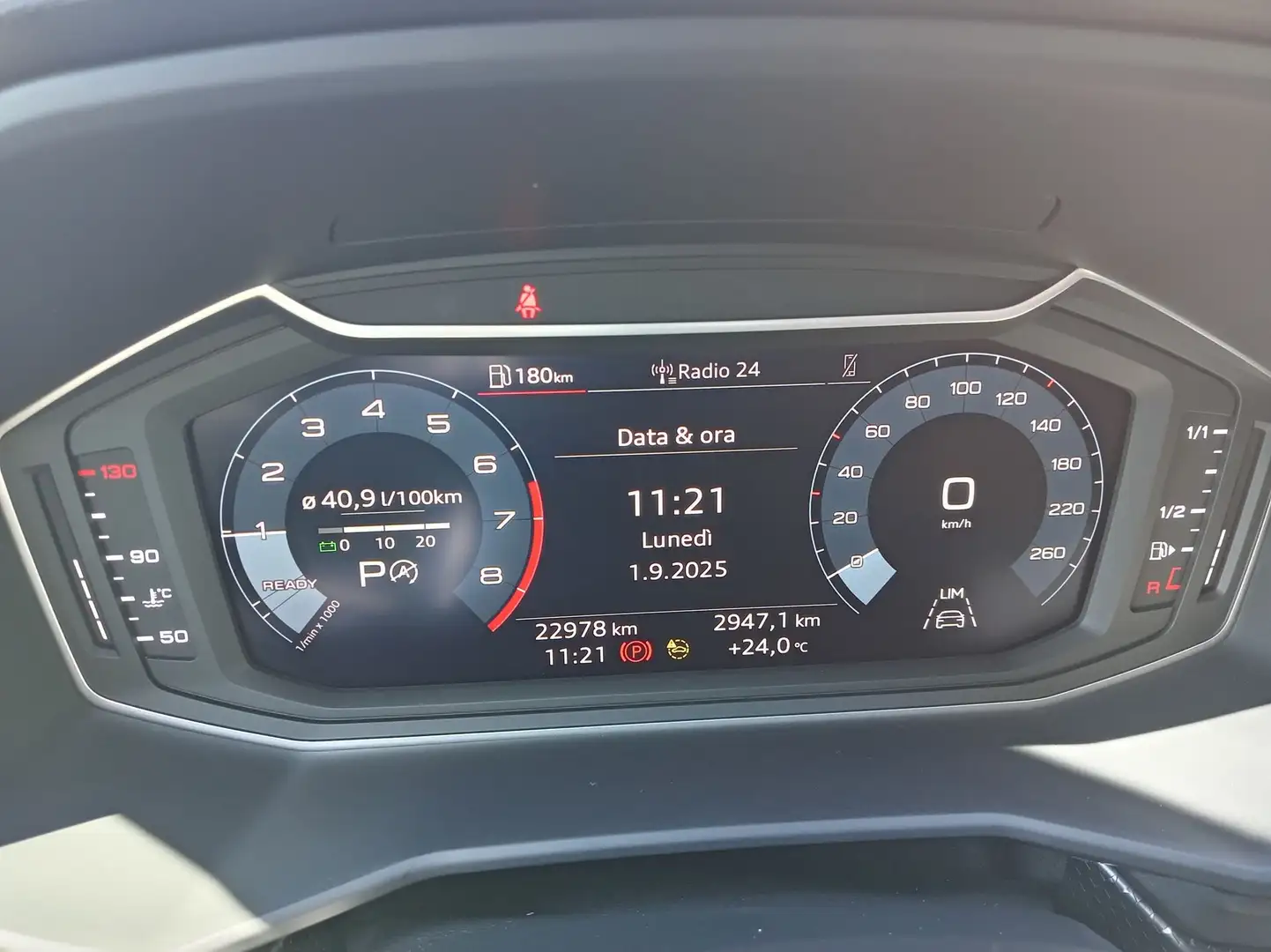 Audi A1 A1 allstreet 30 TFSI S tronic Admired Nero - 2