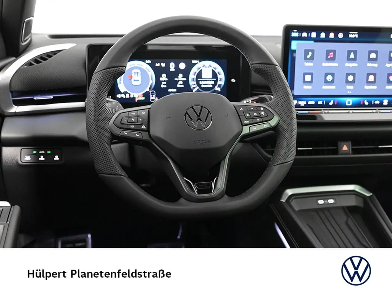 Volkswagen T-Roc 1.5 R-LINE DSG PANO AHK eKLAPPE NAVI LM20 14