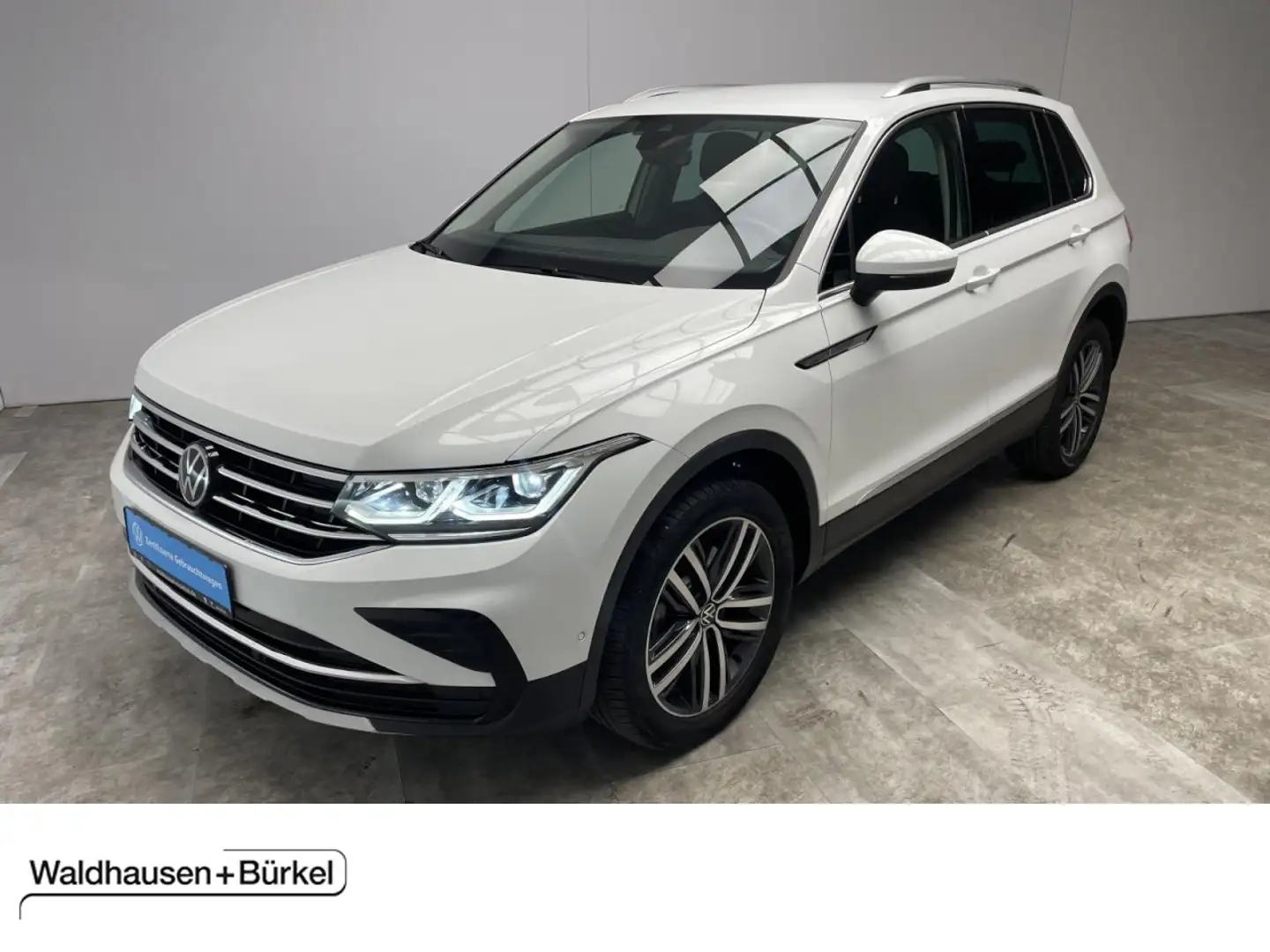 Volkswagen Tiguan 2.0 TDI Elegance 4Motion IQ. Light + Kamera Klima Bianco - 1