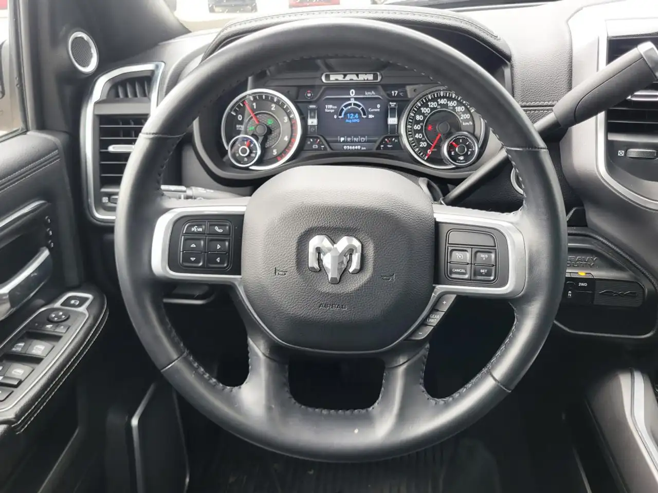 RAM 3500 снимка RAM 3500
