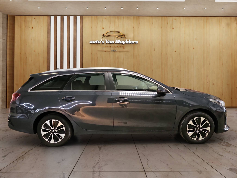 Kia Ceed SW / cee'd SW Ceed SW 1.6 GDi PHEV Business Line DCT — photo 8