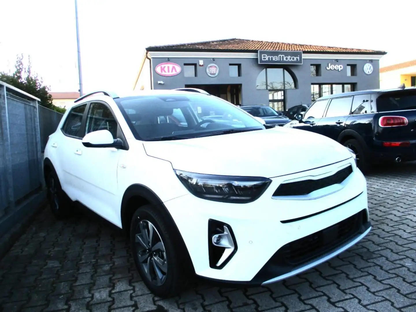 Kia Stonic 1.2 Urban Pack - FULL LED/Carplay - PRONTA CONS. Bianco - 2