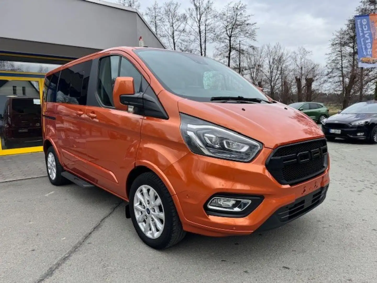 Ford Tourneo Custom 320 L1 Tourneo Titanium Klima Xenon AHZV Orange - 1