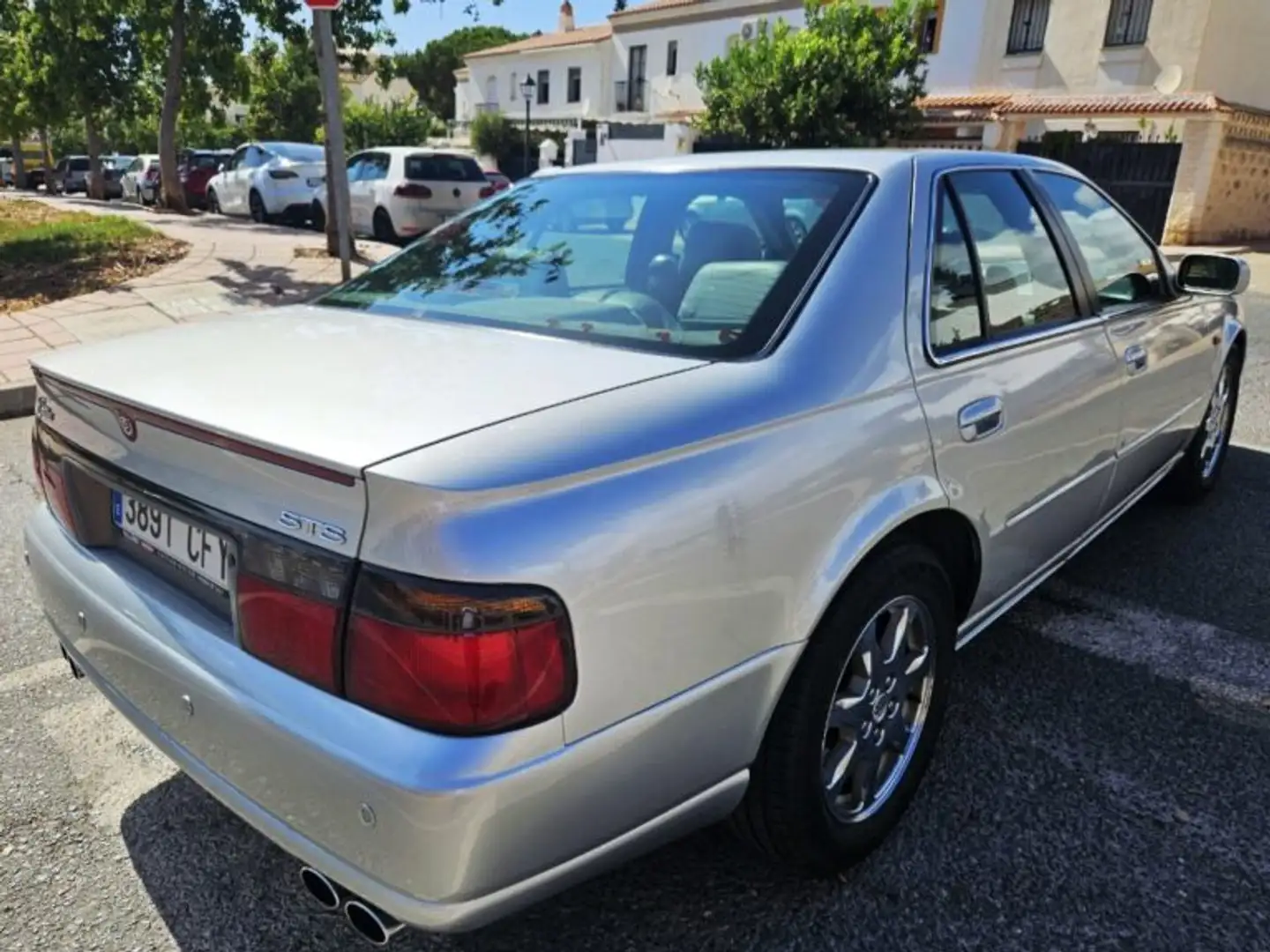 Cadillac Seville STS A Plateado - 2