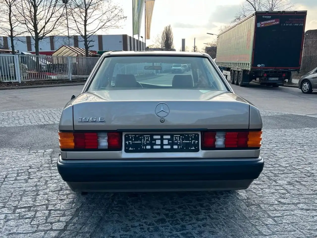 Mercedes-Benz 190 Oldtimer H-Kenzeichen NR 59, foto 4