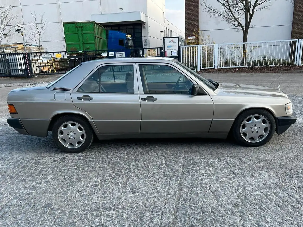 Mercedes-Benz 190 Oldtimer H-Kenzeichen NR 59, foto 6