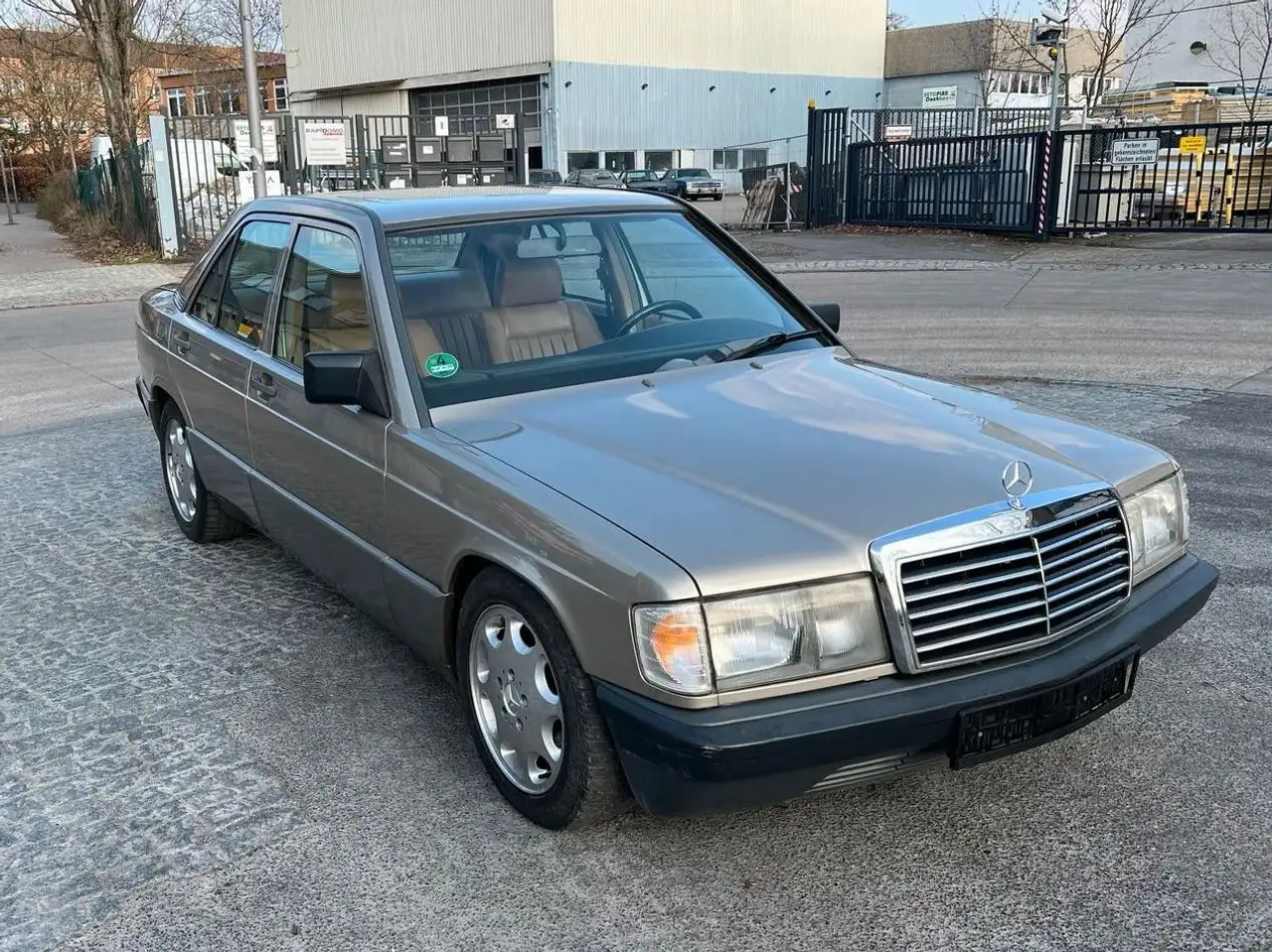 Mercedes-Benz 190 Oldtimer H-Kenzeichen NR 59, foto 7