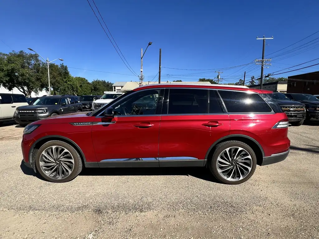 2025 Lincoln Aviator Reserve | Climate Seats | Co-Pilot 360 | MoonRoof — photo 5
