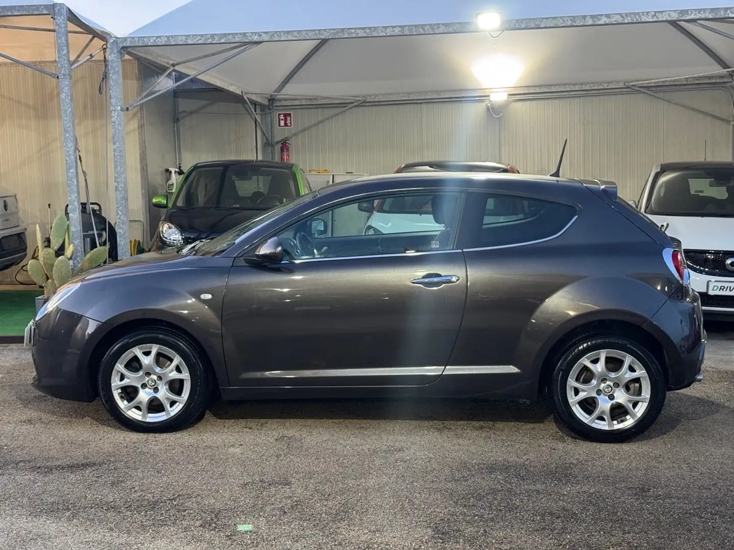 Alfa Romeo MiTo MiTo 1.3 jtdm Distinctive 85cv Gris - 2