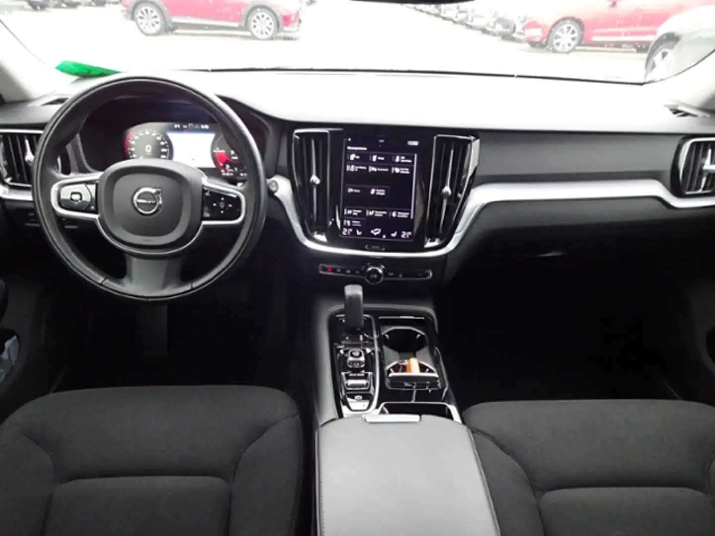 Volvo V60 T6 R Design Expression Plug-In AWD Standhz Black - 2