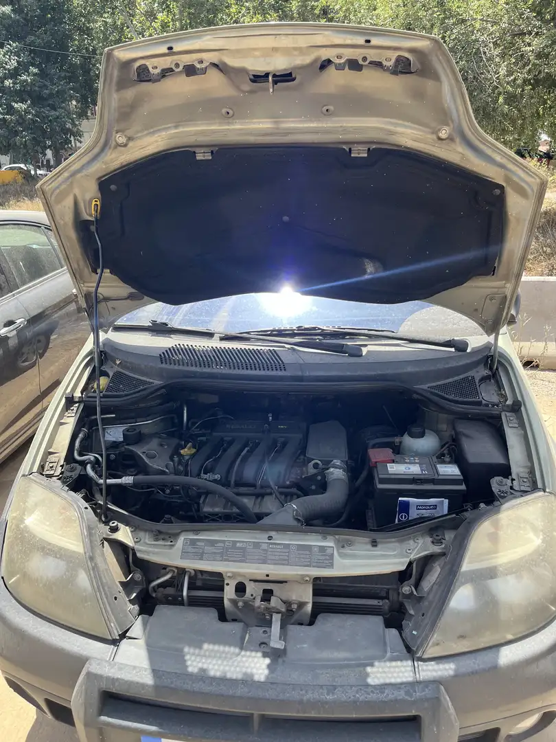 Renault Scenic Vert - 1