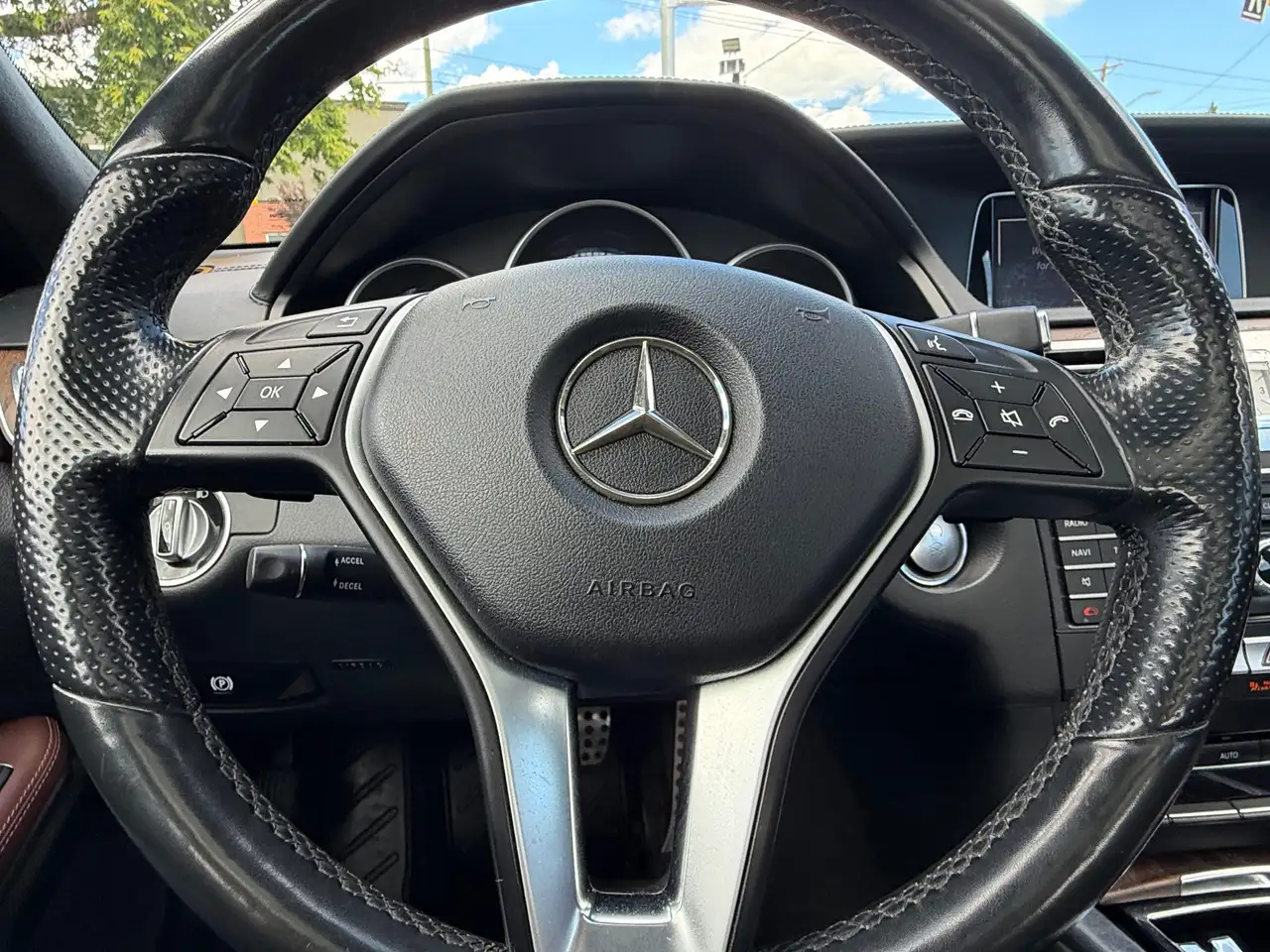 Mercedes-Benz E-Class fotografie Mercedes-Benz E-Class