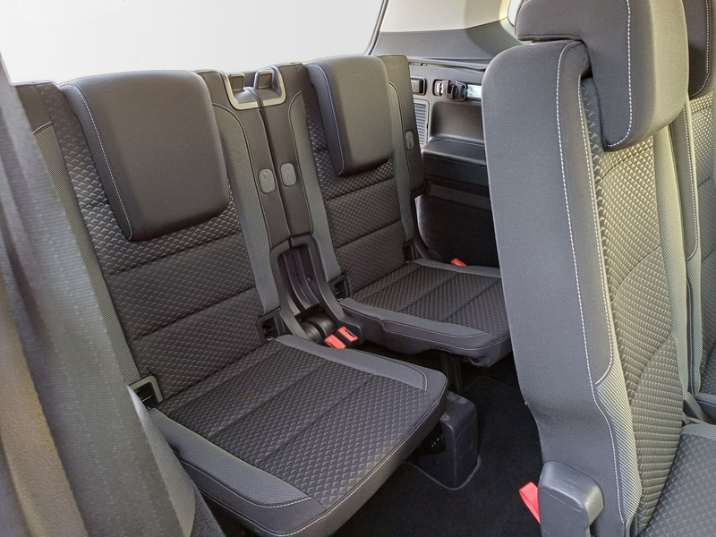 Volkswagen Touran 1.5 TSI Active 7p Mooie complete auto — photo 29